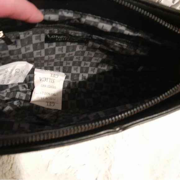 London Fog Floral Crossbody Bag New With Tags - Picture 6 of 12